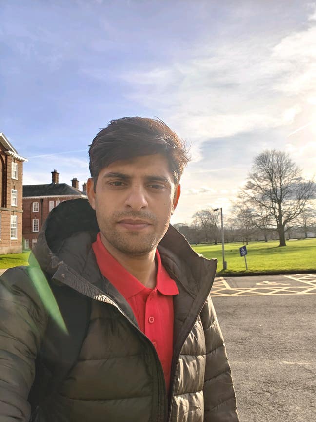 I am seeking for a room to rent in Harrogate  Main Photo