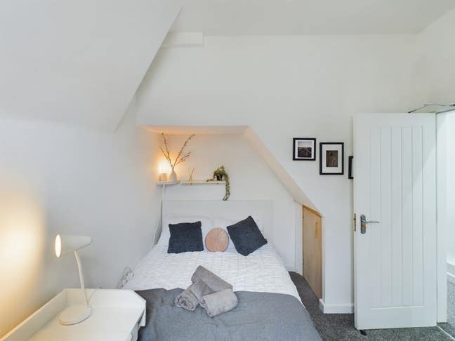 DOUBLE Room in Shared House TS1 - Harford St.  Main Photo