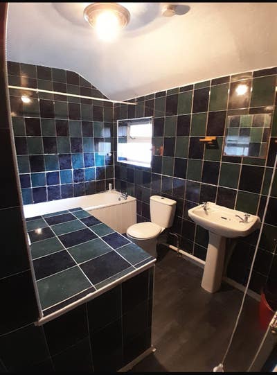 One double bedrooms available ws2 area Main Photo