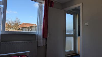1 big room for single person Main Photo