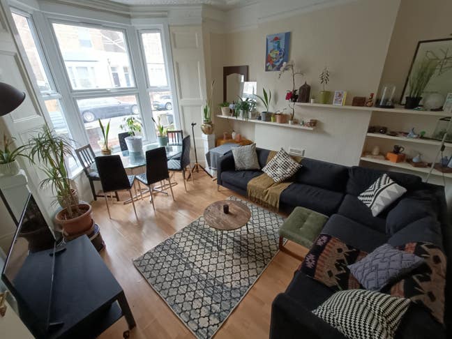 Double room in Stoke Newington Main Photo