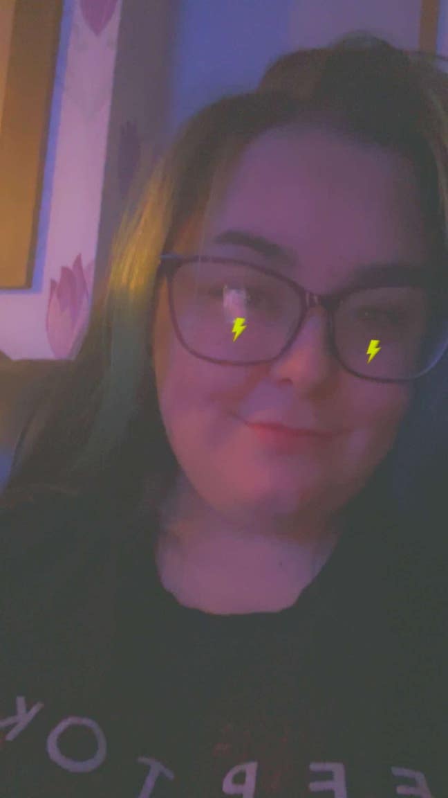 22 year old looking for room or flat Main Photo