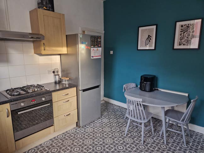 Quiet Professional House (All Bills Inc) Main Photo