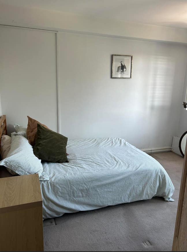 Bright Double Bedroom - Females preferred Main Photo