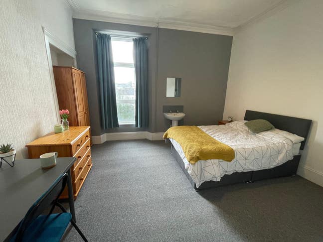 Room available-28 Lisson Grove-Bills Inc  Main Photo