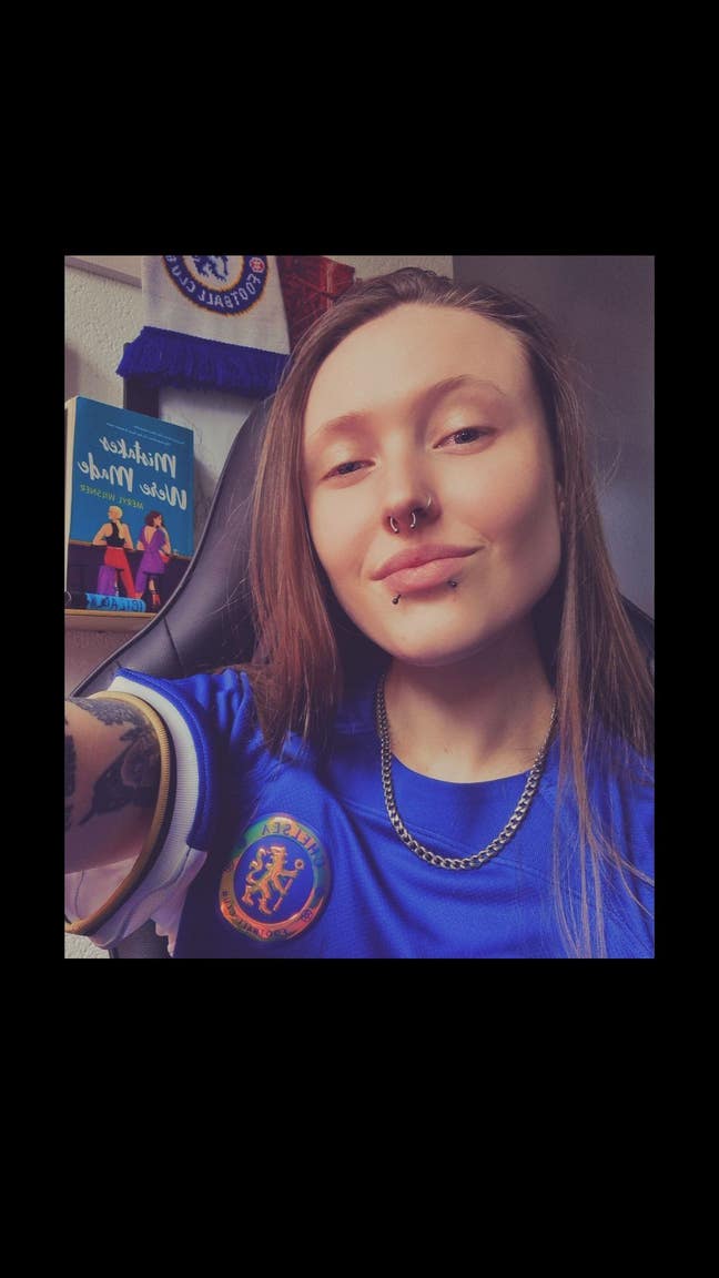 Female seeks a double room or studio flat Main Photo