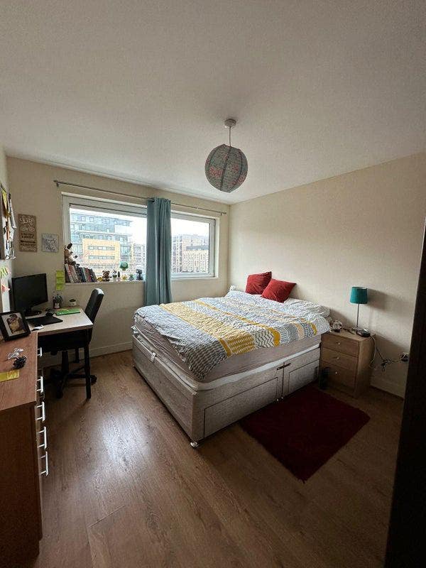 Room available for rent in a 2 Bed - 2 Bath apt Main Photo