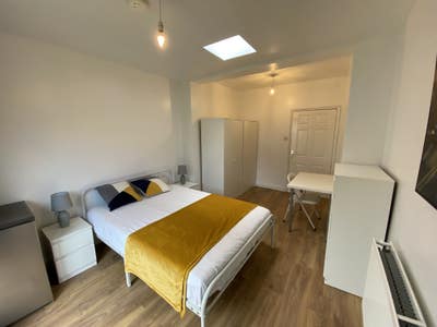 Double Room for Rent in Great Area Main Photo