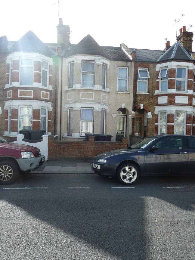 Large Double Room in N4 £975Incl. No Deposit..  Main Photo