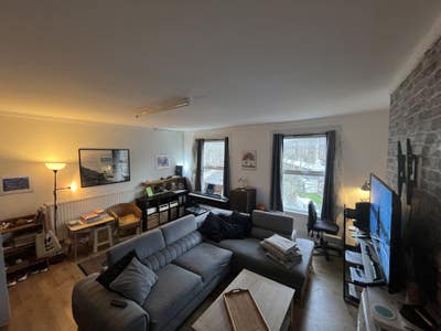 Double room on Newington Green Main Photo