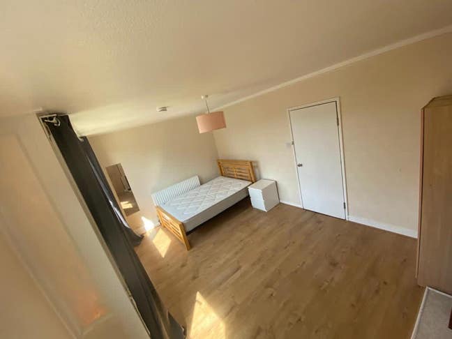 Large double room at Bermondsey. Main Photo
