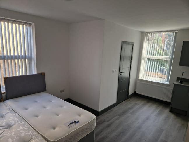 Brand new Furnished Double room  Main Photo