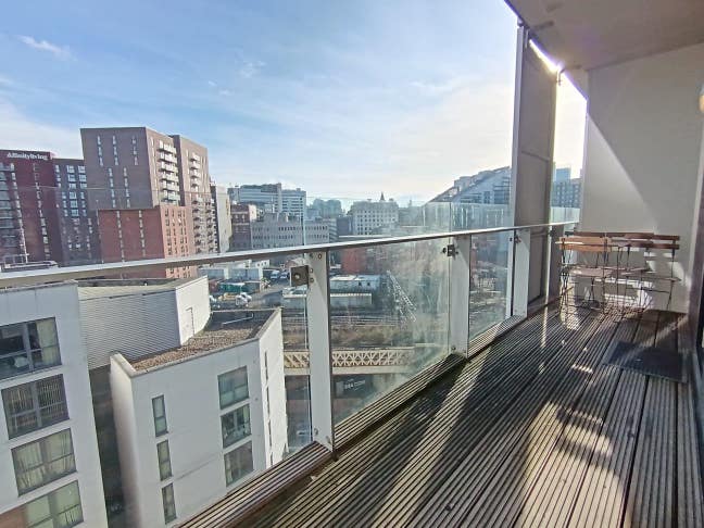 🏡 Modern Studio Flat City Centre! Available NOW Main Photo