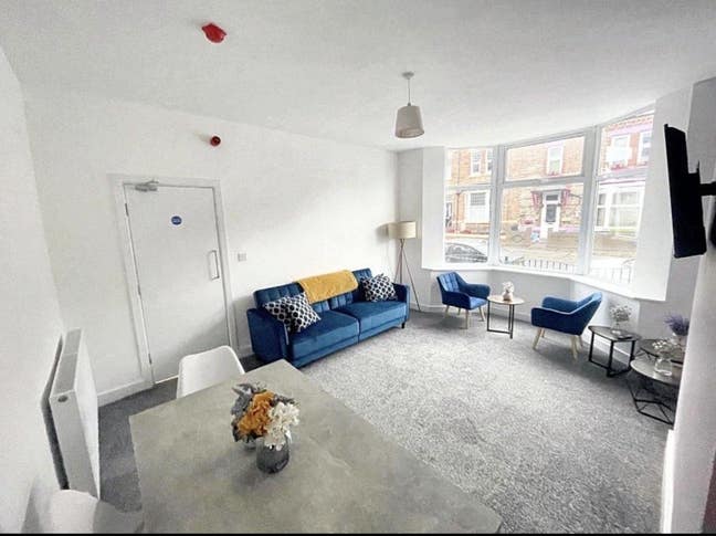 Full Refurbished En-suite HMO  Main Photo