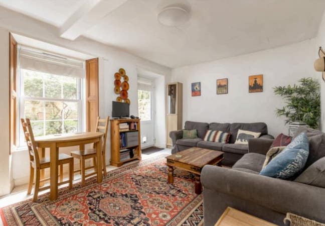 Room in city centre with garden  Main Photo
