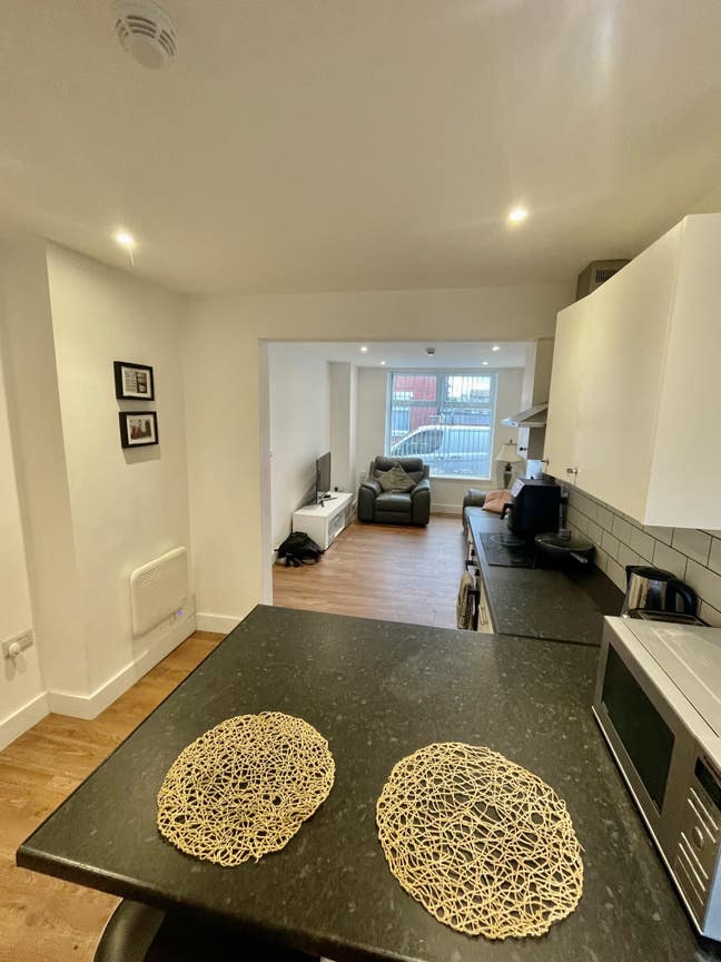 ‼️Room For Rent Salford M5 All Bills Included‼️ Main Photo