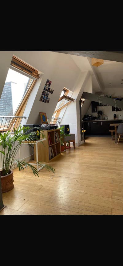 Room Available in Spacious City Centre Flat Main Photo