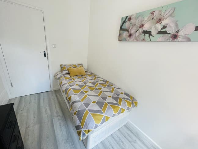Cozy Single Room in Willesden Junction Main Photo