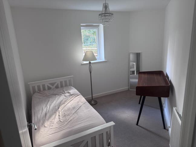 Single Room for Rent - Working Professionals Main Photo