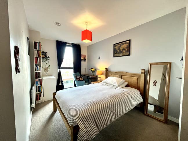 Double room w/private shower and toilet. Main Photo