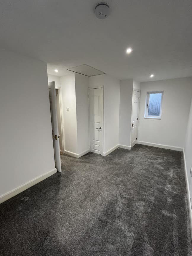  2 Bedroom House for Rent (whole house) Main Photo