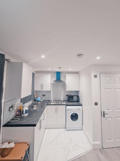 Fully furnished studio accommodation.  Main Photo