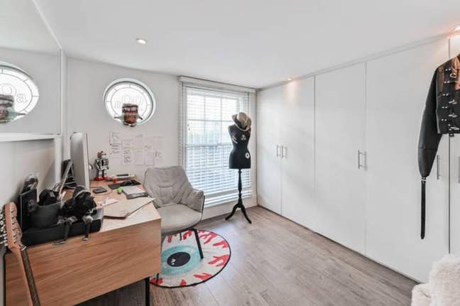 Room for Rent Dalston Main Photo