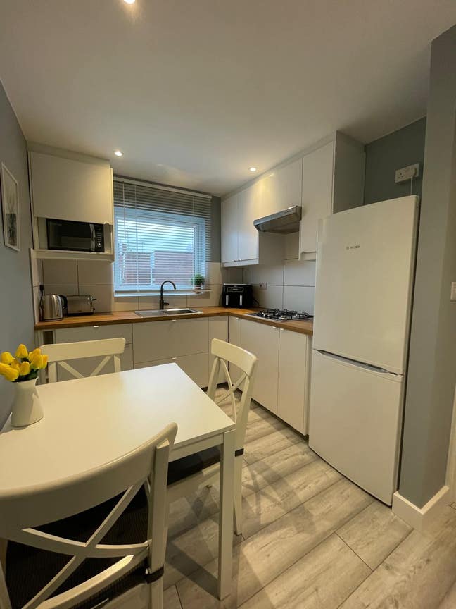 Furnished Large Double Main Photo