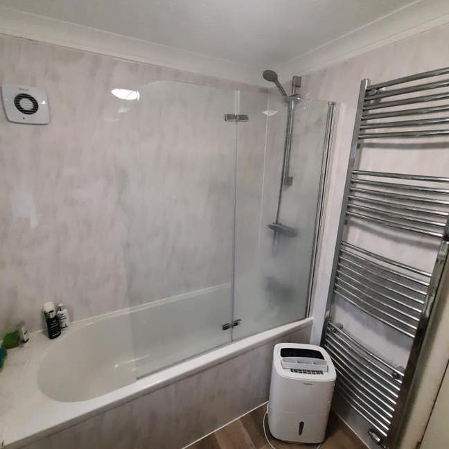 Double Room Available to move in straight away Main Photo