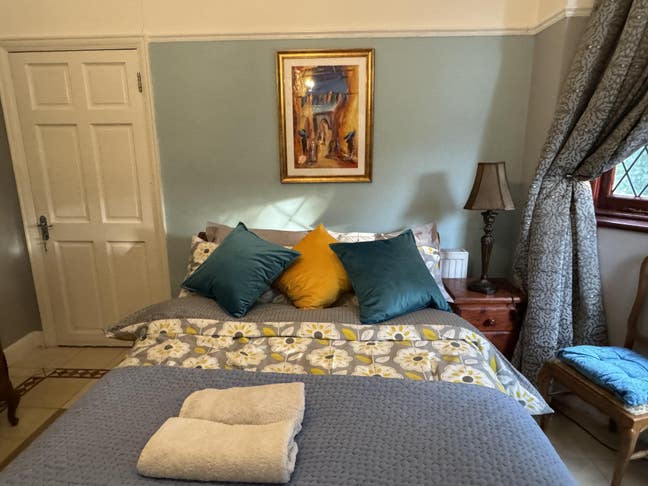 Large Cosy Double Room in Northfields Main Photo