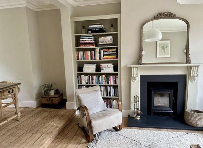 Room in tranquil quiet home  Main Photo