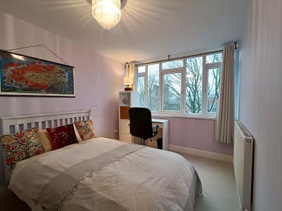 Double room (furnished) in central London Main Photo