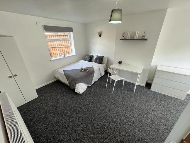 Fully furnished Room  Main Photo