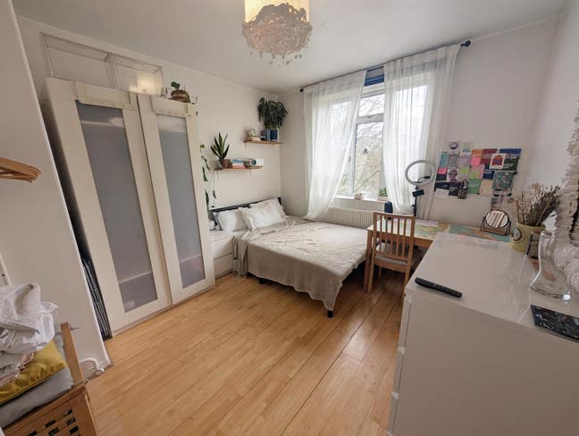 Double room + Bills included Battersea Main Photo