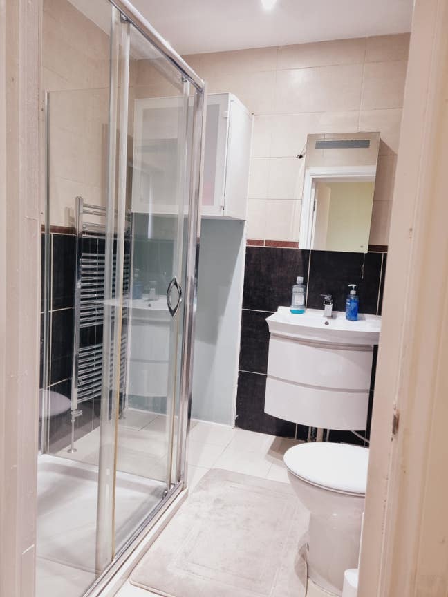  Ensuite Large Double £900 Incl. Bills Main Photo