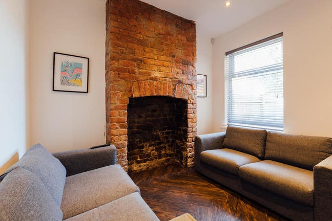 Luxury Student 4 Bed House to Share Main Photo