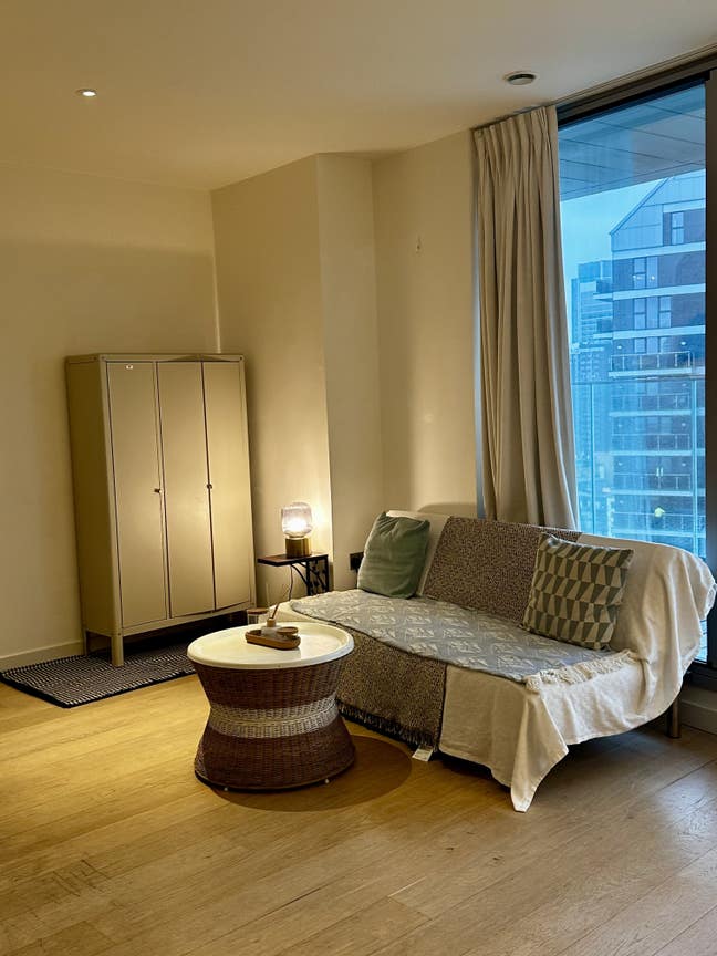 French modern apartment 2b2b in Canary Wharf  Main Photo