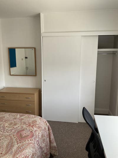 Double en suite close to the centre Main Photo