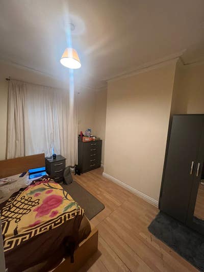 Double Room Available in Eccles Main Photo