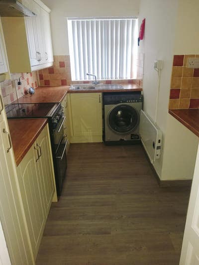 Cosy 2 bedroom ground floor flat to rent in CF14  Main Photo