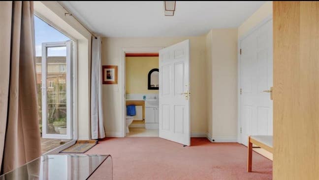 Ensuite Double room Main Photo