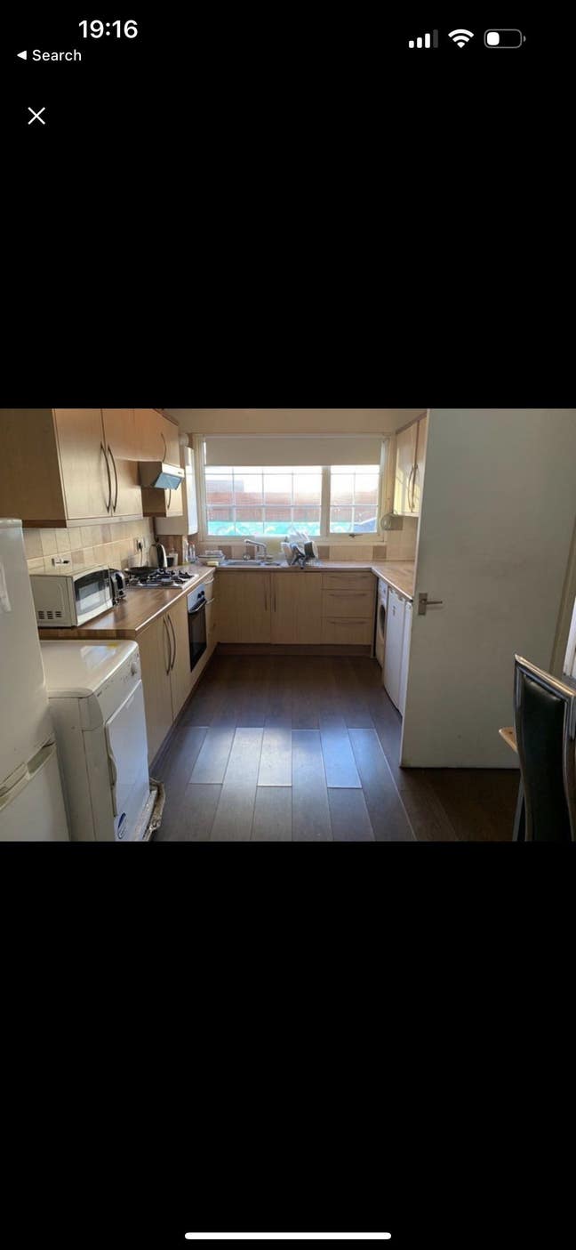 Single room in E1 Main Photo