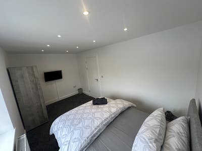 Double Room Perfect for HS2 Workers/Airport Worker Main Photo