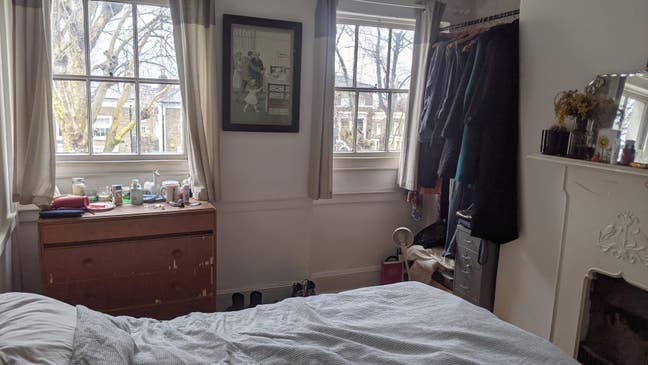 Bright double room in Hackney townhouse Main Photo