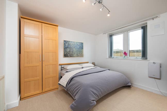 Modern Rooms near Canary Wharf Main Photo