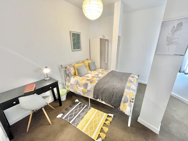 Nice Rooms In The Centre Of Selly Oak!! ⭐⭐ Main Photo