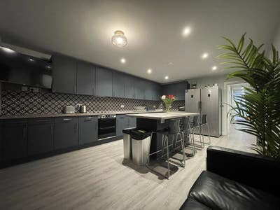 🏡 Modern, High-Quality Houseshare Bills/Clen inc  Main Photo