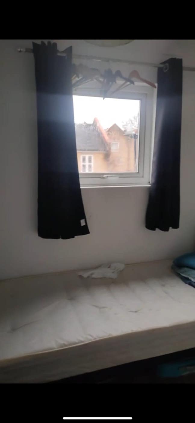 Box room available in Beckton Main Photo