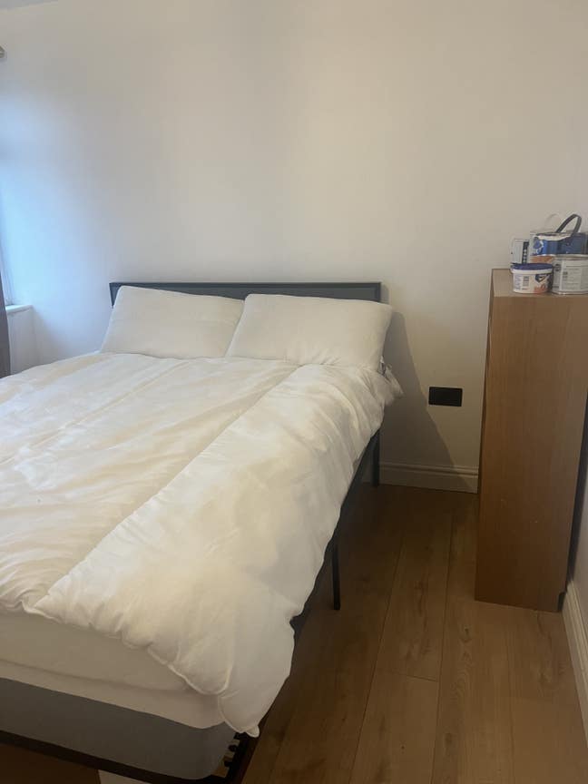 Room to rent Main Photo