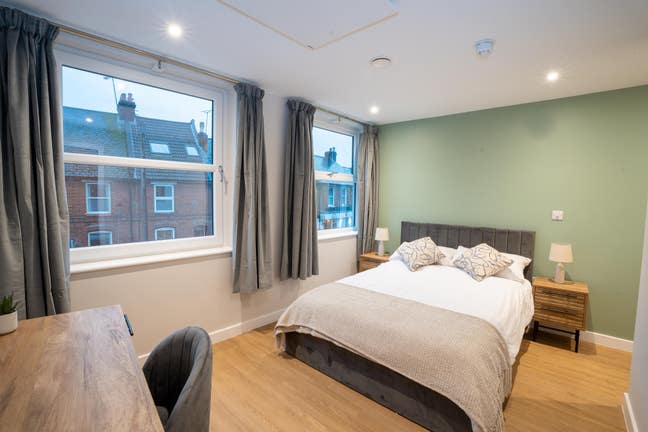 Luxury En-Suite Bedrooms, in Beautiful Development Main Photo